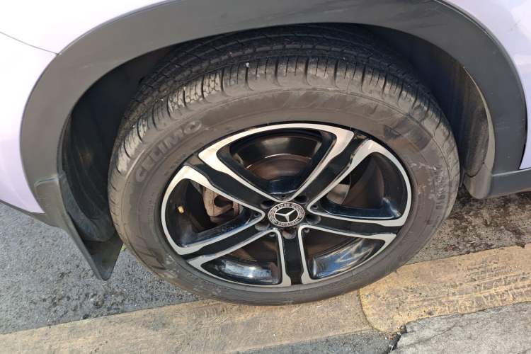 Used Mercedes-Benz GLA 2018 GLA 200 Fashion Model Right Rear Wheel Hub