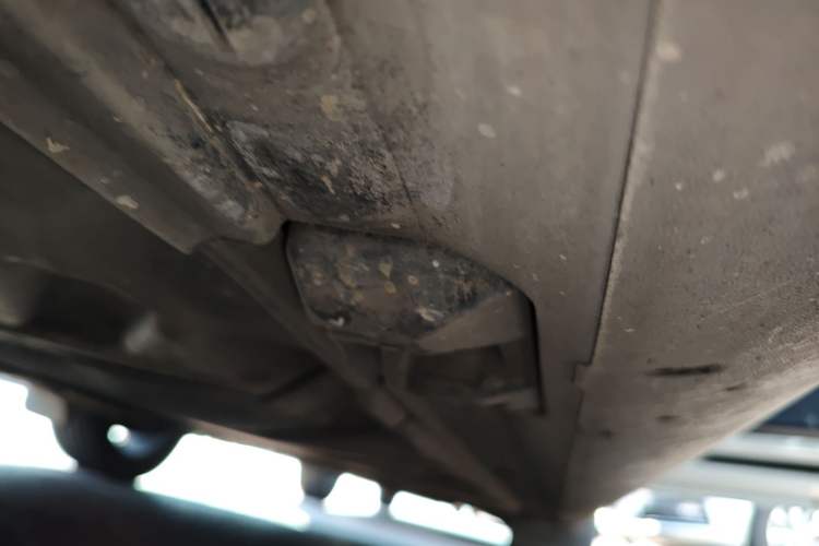 Used Mercedes-Benz GLA 2018 GLA 200 Fashion Model Right Side Sill