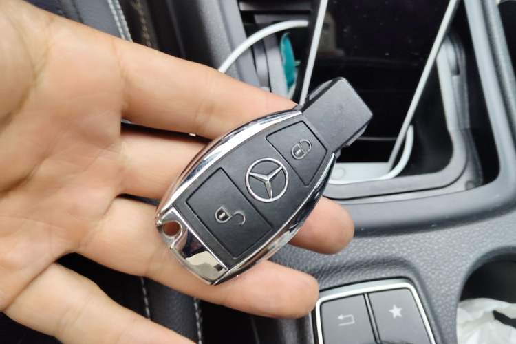 Used Mercedes-Benz GLA 2018 GLA 200 Fashion Model Vehicle Key