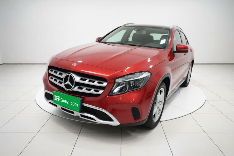 Używany Mercedes-Benz GLA 2018 GLA 200 Sport Edition Guazi used car, China used car export, Used car for sale, Used cars, Cheapest cars for sale
