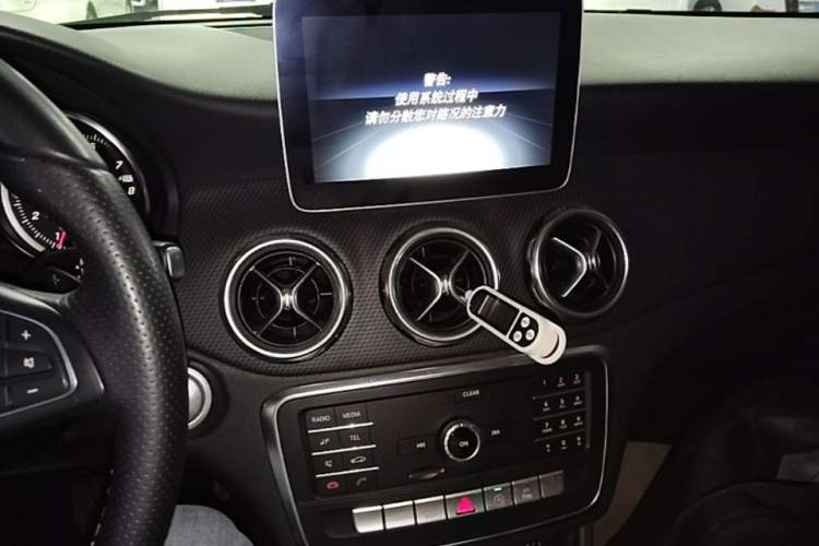 Used Mercedes-Benz GLA 2018 GLA 200 Sport Edition Audio And AC Panel