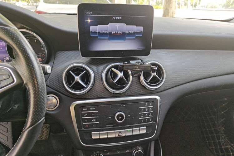 Used Mercedes-Benz GLA 2018 GLA 200 Fashion Model Audio And AC Panel