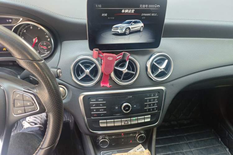 Used Mercedes-Benz GLA 2018 GLA 200 Fashion Model Audio And AC Panel