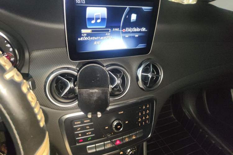 Used Mercedes-Benz GLA 2018 GLA 200 Sport Edition Audio And AC Panel