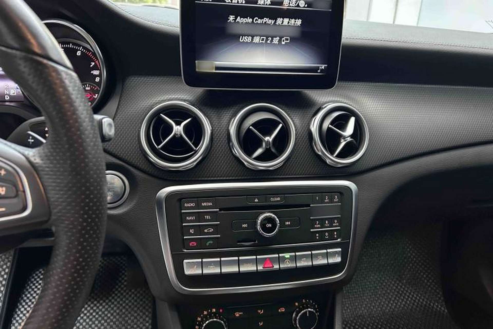 Used Mercedes-Benz GLA 2018 GLA 220 4MATIC Sport Edition Audio And AC Panel