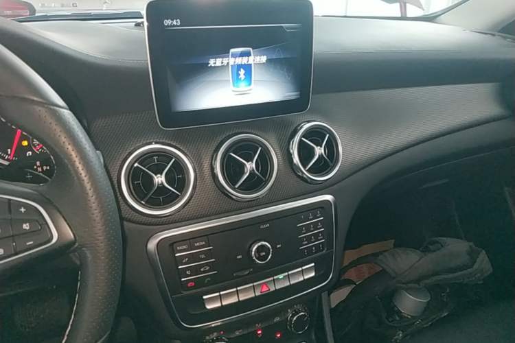 Used Mercedes-Benz GLA 2018 GLA 200 Fashion Model Audio And AC Panel