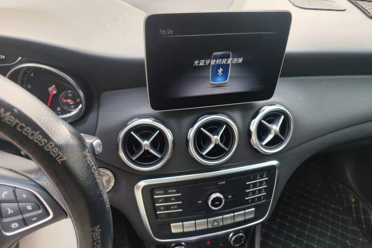 Used Mercedes-Benz GLA 2018 GLA 200 Sport Edition Audio And AC Panel