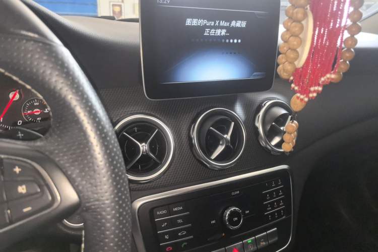 Used Mercedes-Benz GLA 2018 GLA 200 Sport Edition Audio And AC Panel