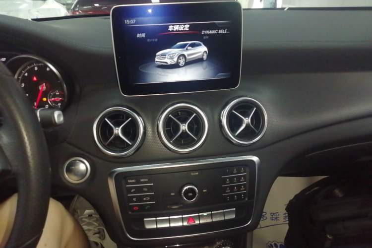 Used Mercedes-Benz GLA 2018 GLA 200 Fashion Model Audio And AC Panel