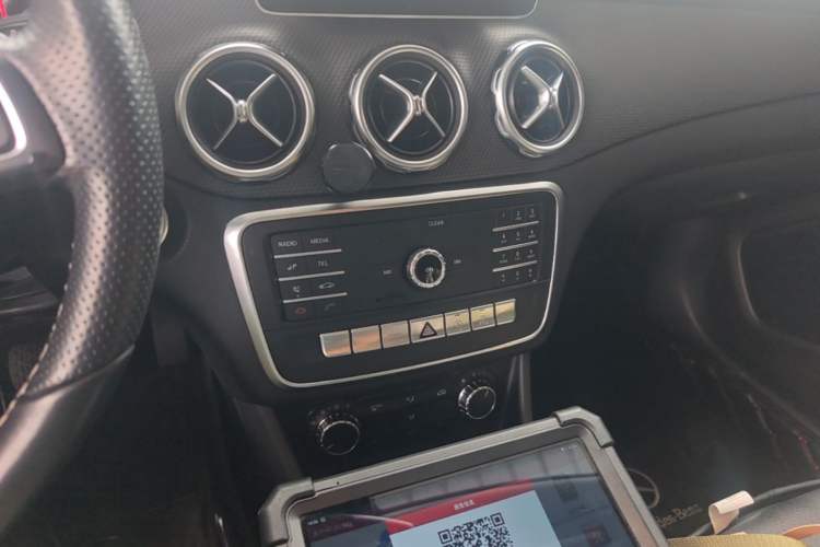 Used Mercedes-Benz GLA 2018 GLA 200 Fashion Model Audio And AC Panel