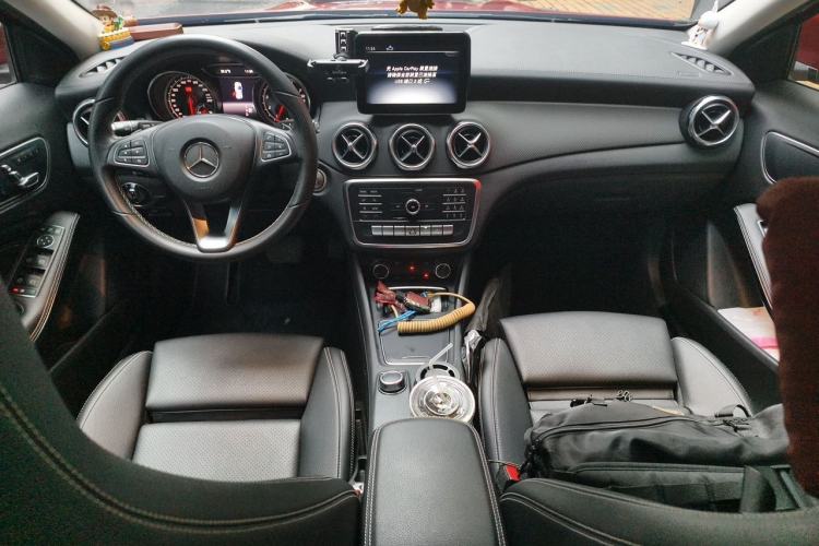 Used Mercedes-Benz GLA 2018 GLA 200 Fashion Model Center Console