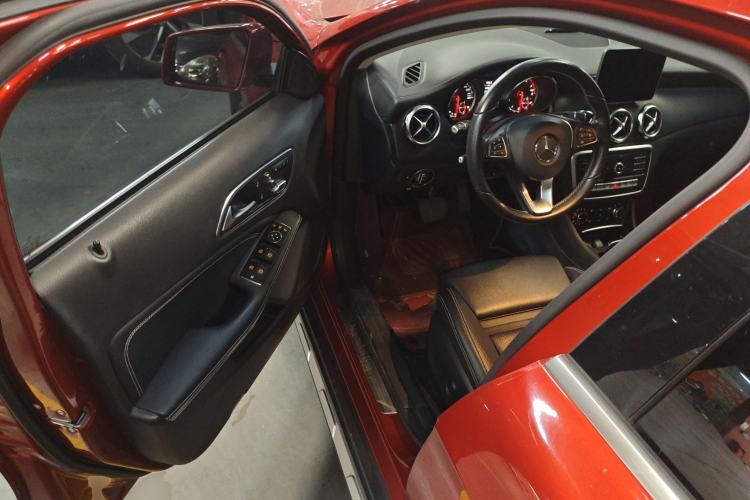 Used Mercedes-Benz GLA 2018 GLA 200 Fashion Model Driver Seat