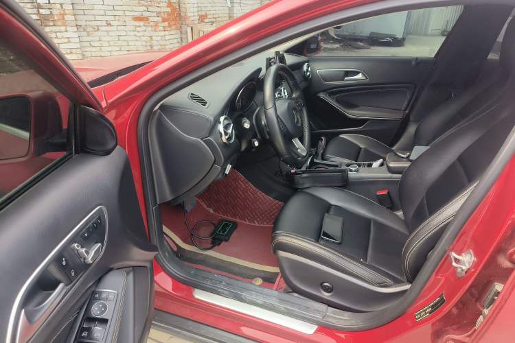 Used Mercedes-Benz GLA 2018 GLA 200 Fashion Model Driver Seat