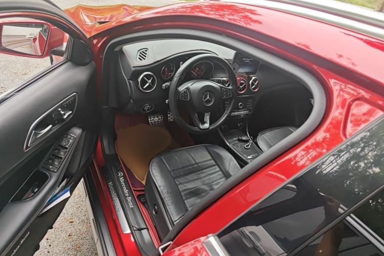 Used Mercedes-Benz GLA 2018 GLA 200 Fashion Model Driver Seat