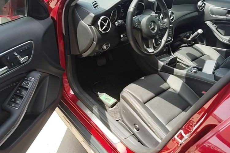 Used Mercedes-Benz GLA 2018 GLA 200 Fashion Model Driver Seat