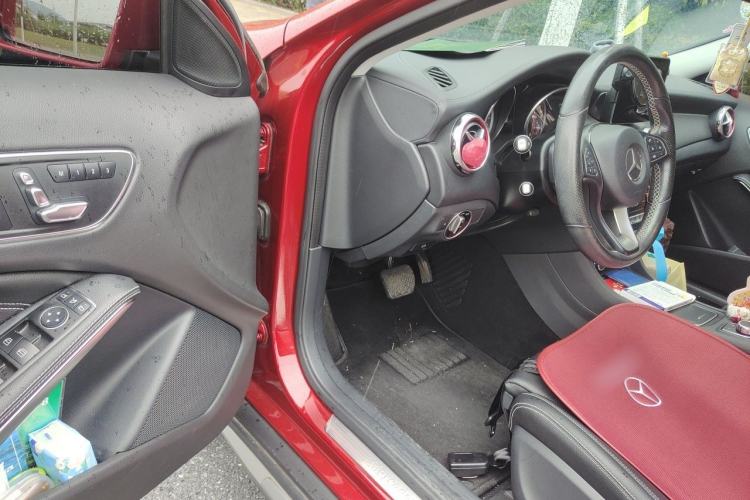 Used Mercedes-Benz GLA 2018 GLA 200 Fashion Model Driver Seat