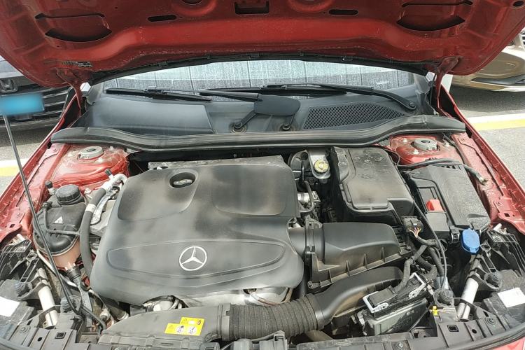 Used Mercedes-Benz GLA 2018 GLA 200 Sport Edition Engine Bay