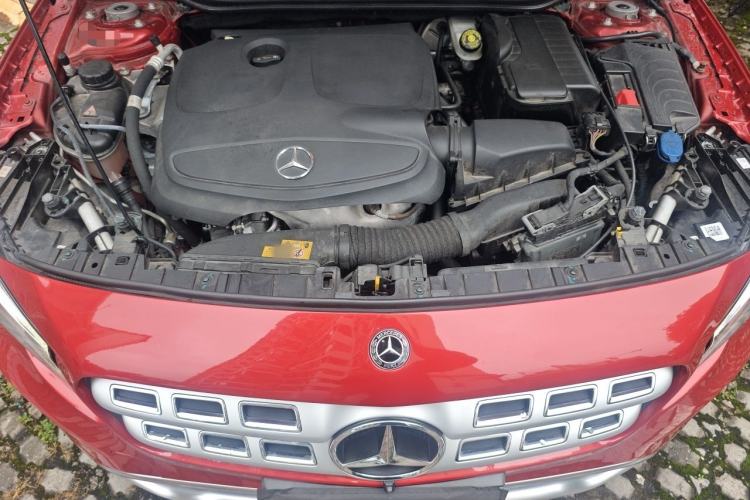 Used Mercedes-Benz GLA 2018 GLA 200 Fashion Model Engine Bay