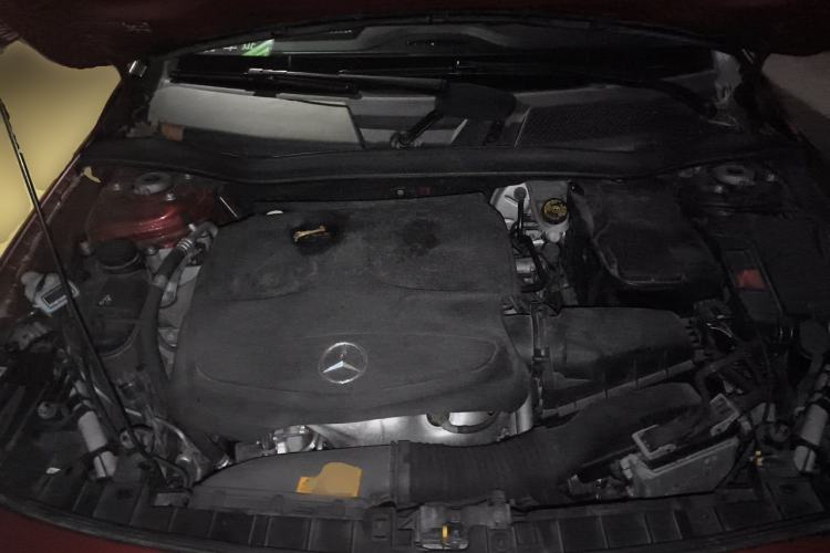 Used Mercedes-Benz GLA 2018 GLA 200 Fashion Model Engine Bay
