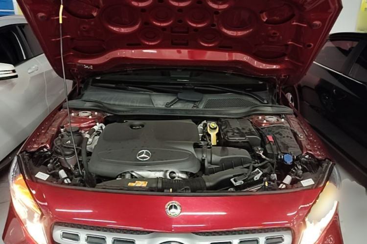 Used Mercedes-Benz GLA 2018 GLA 200 Sport Edition Engine Bay