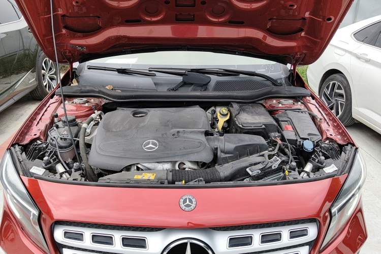 Used Mercedes-Benz GLA 2018 GLA 200 Sport Edition Engine Bay