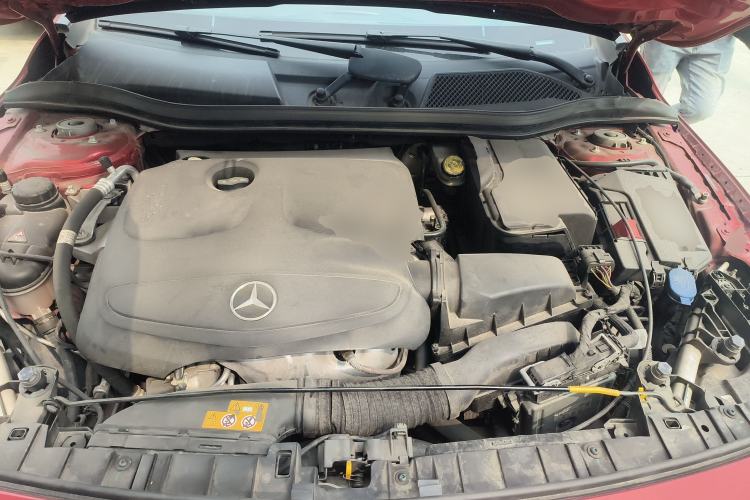 Used Mercedes-Benz GLA 2018 GLA 200 Fashion Model Engine Bay