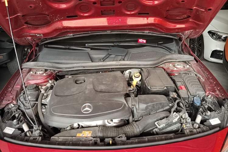 Used Mercedes-Benz GLA 2018 GLA 200 Sport Edition Engine Bay