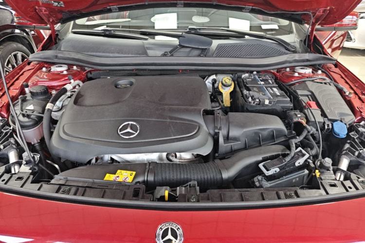 Used Mercedes-Benz GLA 2018 GLA 200 Sport Edition Engine Bay