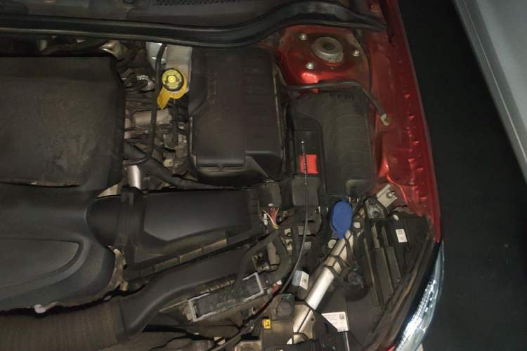 Used Mercedes-Benz GLA 2018 GLA 220 4MATIC Sport Edition Engine Bay Left