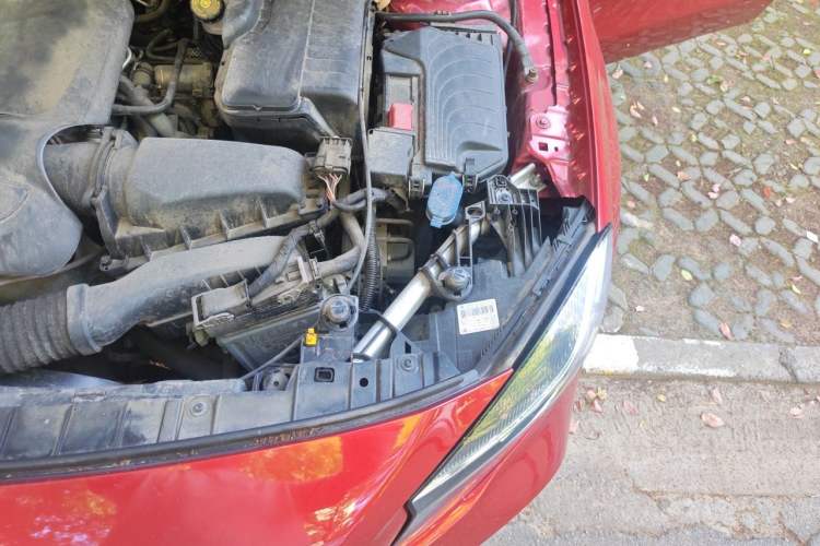 Used Mercedes-Benz GLA 2018 GLA 200 Sport Edition Engine Bay Left