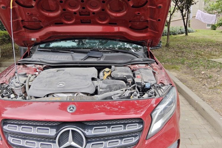 Used Mercedes-Benz GLA 2018 GLA 220 4MATIC Sport Edition Engine Bay Left