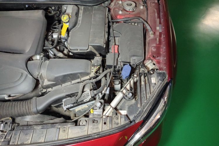 Used Mercedes-Benz GLA 2018 GLA 220 4MATIC Sport Edition Engine Bay Left