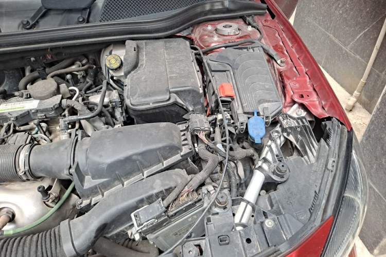 Used Mercedes-Benz GLA 2018 GLA 200 Sport Edition Engine Bay Left