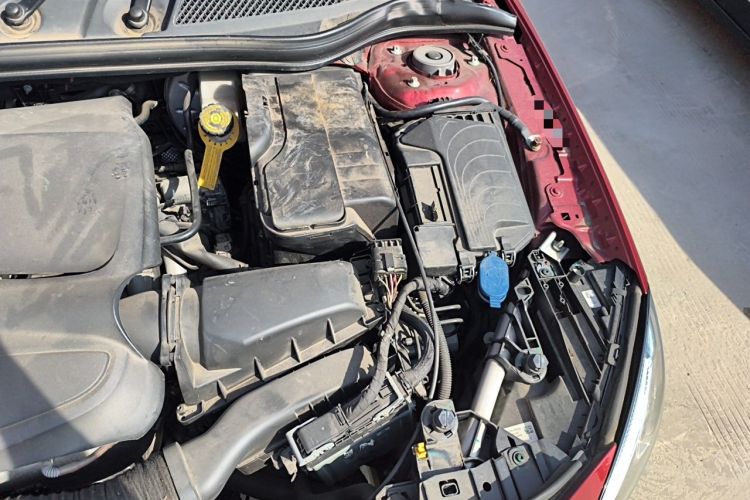 Used Mercedes-Benz GLA 2018 GLA 200 Fashion Model Engine Bay Left