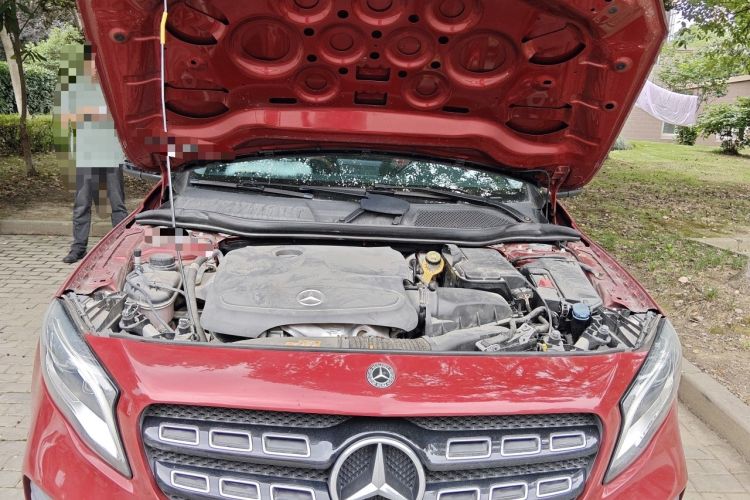 Used Mercedes-Benz GLA 2018 GLA 220 4MATIC Sport Edition Engine Bay