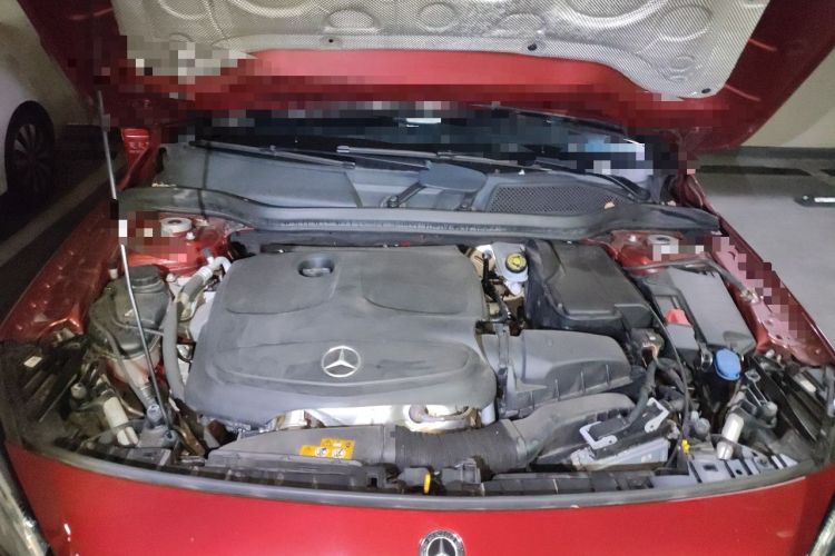 Used Mercedes-Benz GLA 2018 GLA 200 Fashion Model Engine Bay