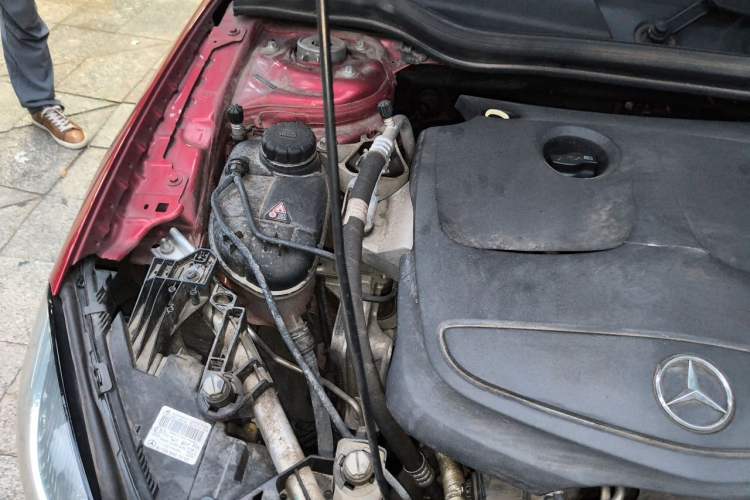 Used Mercedes-Benz GLA 2018 GLA 200 Sport Edition Engine Bay Right