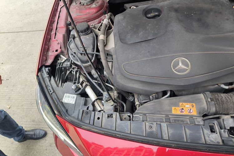 Used Mercedes-Benz GLA 2018 GLA 200 Sport Edition Engine Bay Right