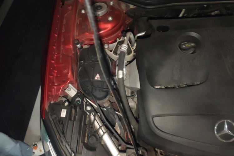 Used Mercedes-Benz GLA 2018 GLA 220 4MATIC Sport Edition Engine Bay Right