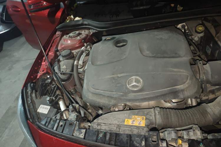Used Mercedes-Benz GLA 2018 GLA 200 Sport Edition Engine Bay Right