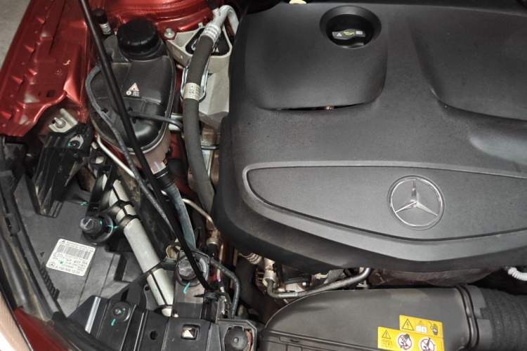 Used Mercedes-Benz GLA 2018 GLA 200 Sport Edition Engine Bay Right