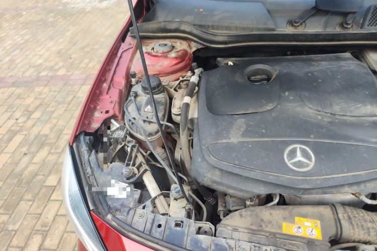 Used Mercedes-Benz GLA 2018 GLA 200 Sport Edition Engine Bay Right