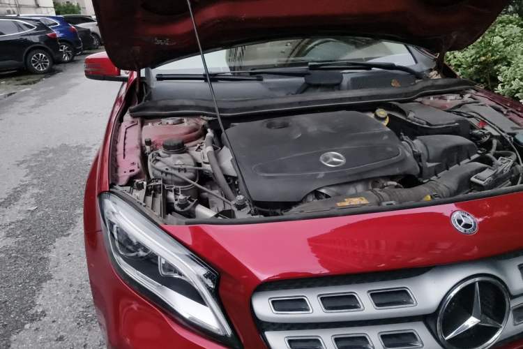 Used Mercedes-Benz GLA 2018 GLA 200 Fashion Model Engine Bay Right