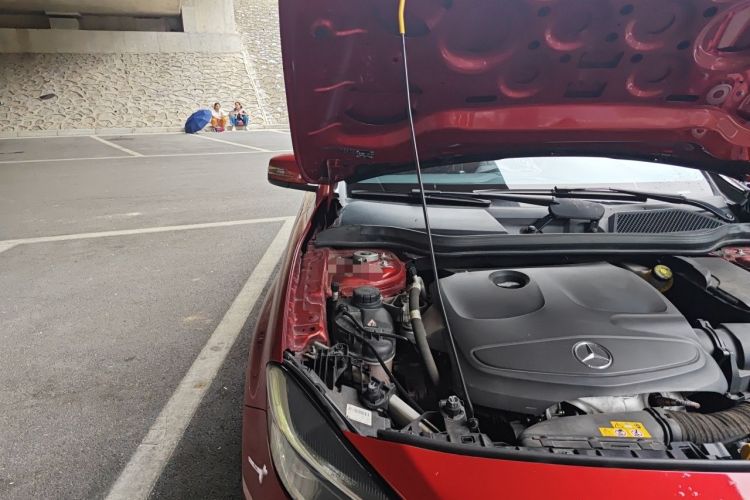 Used Mercedes-Benz GLA 2018 GLA 200 Sport Edition Engine Bay Right