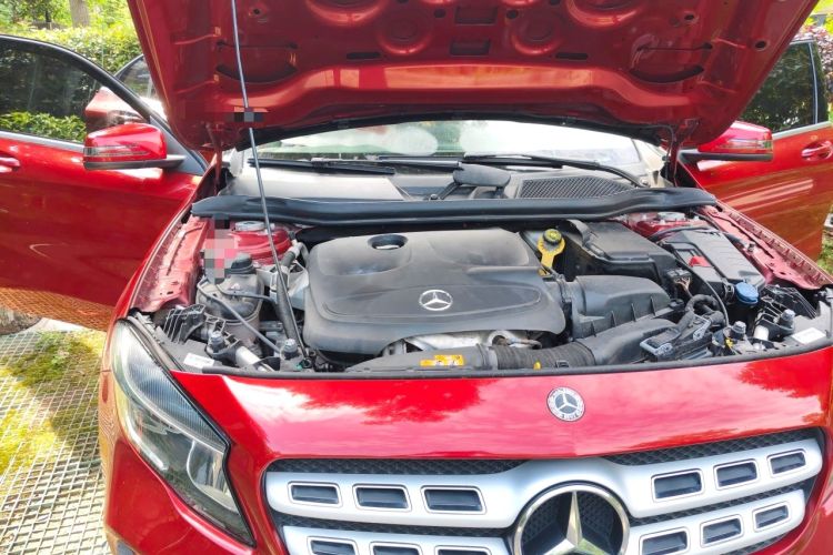 Used Mercedes-Benz GLA 2018 GLA 200 Sport Edition Engine Bay Right