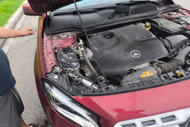 Used Mercedes-Benz GLA 2018 GLA 200 Fashion Model Engine Bay Right