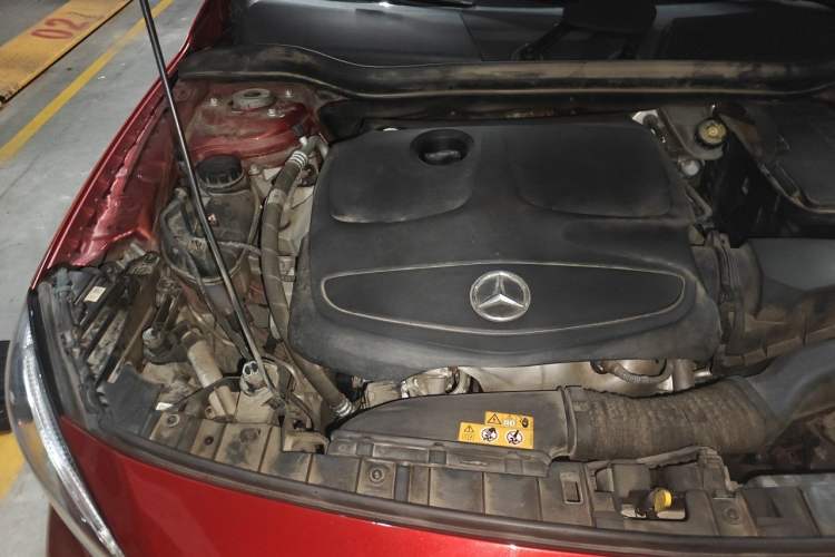 Used Mercedes-Benz GLA 2018 GLA 200 Fashion Model Engine Bay Right