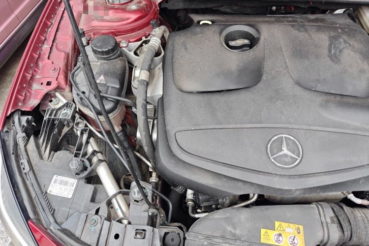 Used Mercedes-Benz GLA 2018 GLA 200 Sport Edition Engine Bay Right
