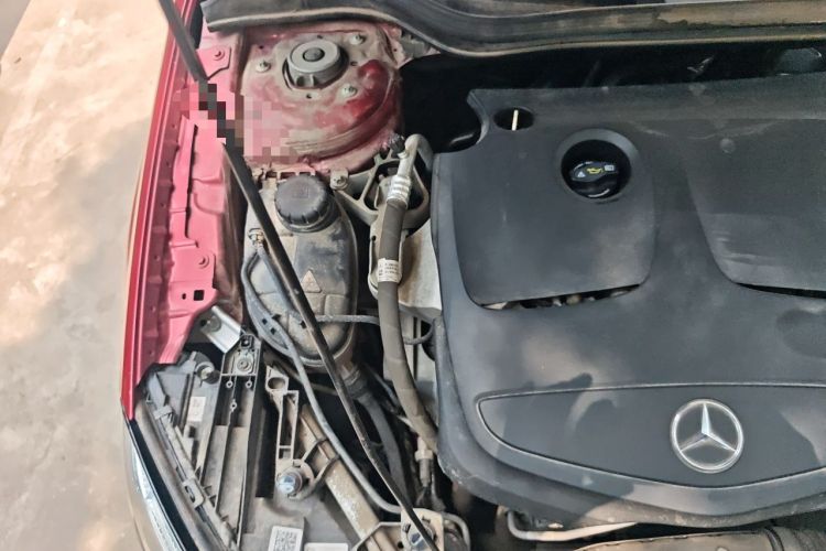 Used Mercedes-Benz GLA 2018 GLA 200 Fashion Model Engine Bay Right