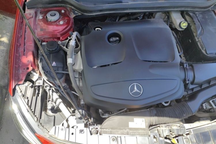Used Mercedes-Benz GLA 2018 GLA 200 Sport Edition Engine Bay Right